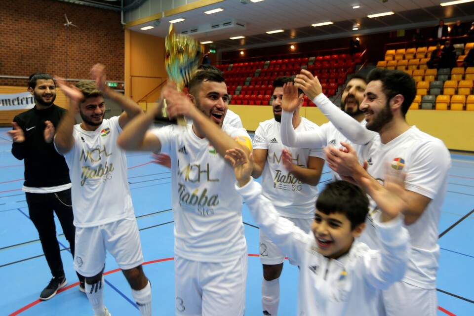 Futsallaget FC Kalmar blev bästa tvåa i division 2 och får nu ta en vakant plats i division 1.