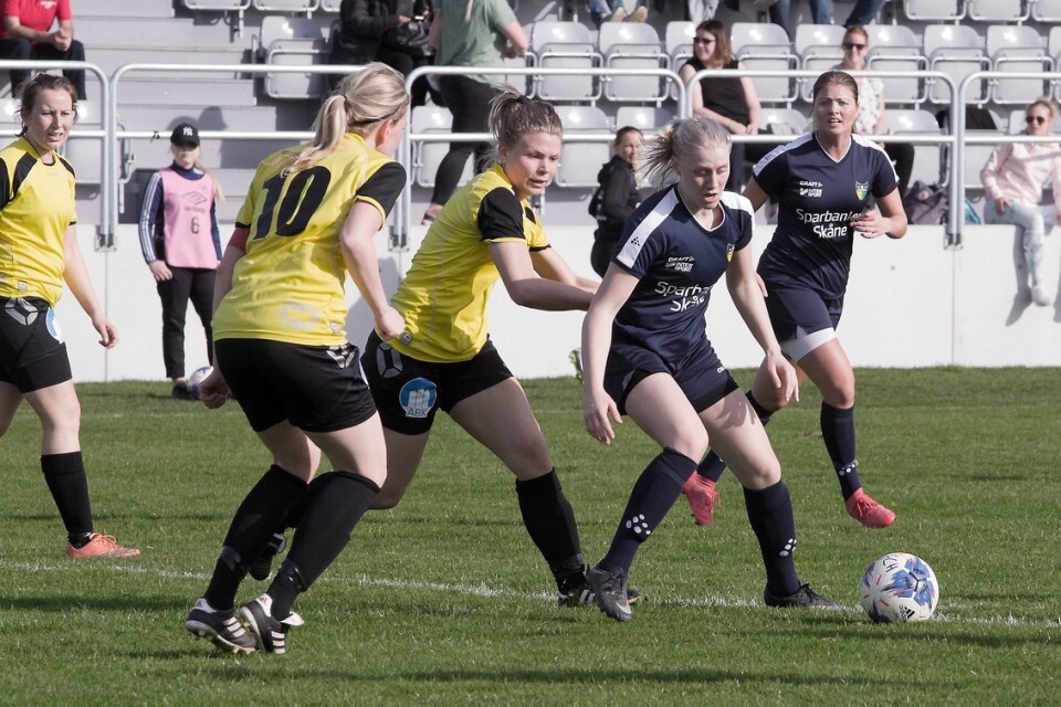 Vilma Hansson gjorde ett av FC Hessleholms fem mål. Foto: JOHN FRIBERG