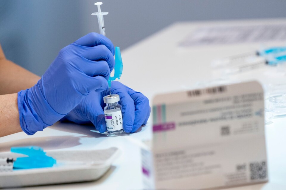 In February Region Skåne was given just 20 per cent of all the doses they had been promised. Several different companies deliver vaccine to Sweden.