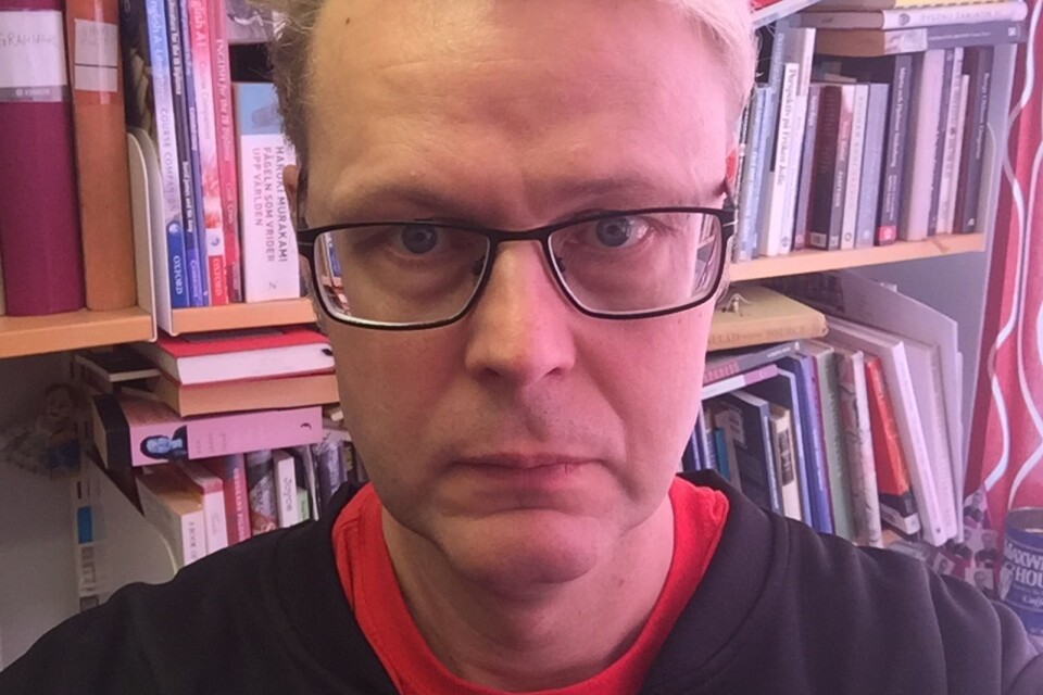 Björn Kohlström är författare och litteraturkritiker.