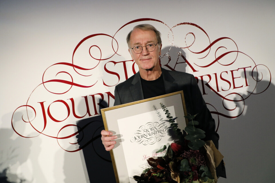 Journalisten och dokumentärfilmaren Tom Alandh när han tilldelades Lukas Bonniers stora journalistpris 2017.