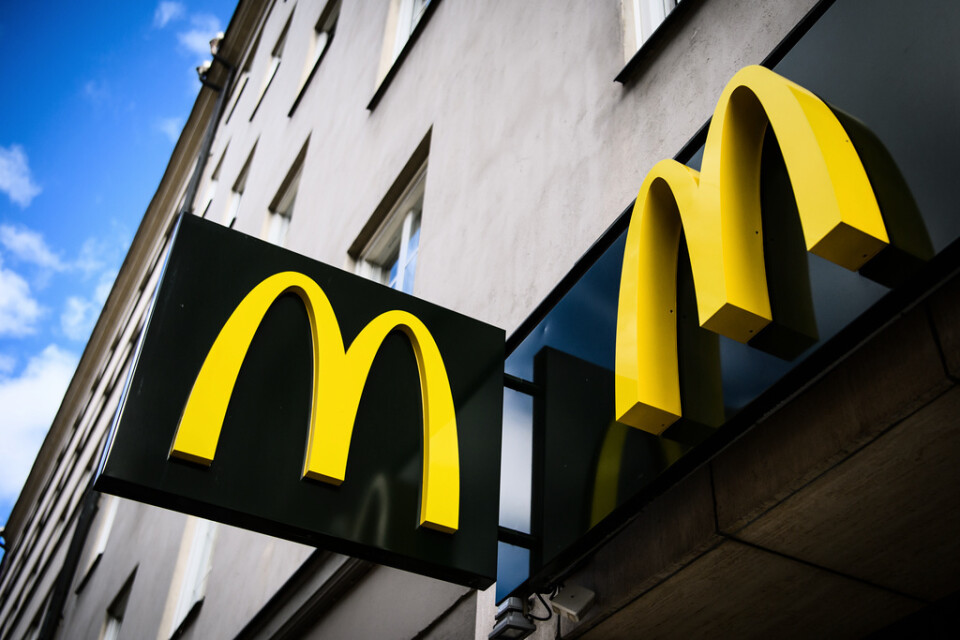 McDonalds, hamburgerrestaurang vid Medborgarplatsen i Stockholm. Arkivbild.