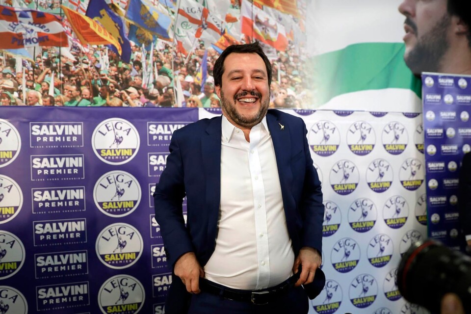 Högerextrema och EU-skeptiska Lega Nords Matteo Salvini är glad för partiets valframgångar.