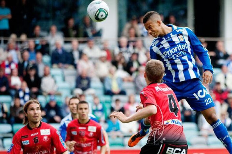FK Göteborgs Tobias Sana radade upp målchanser i första halvlek i söndagens allsvenska fotbollsmatch mellan IFK Göteborg och Trelleborgs FF på Gamla Ullevi.