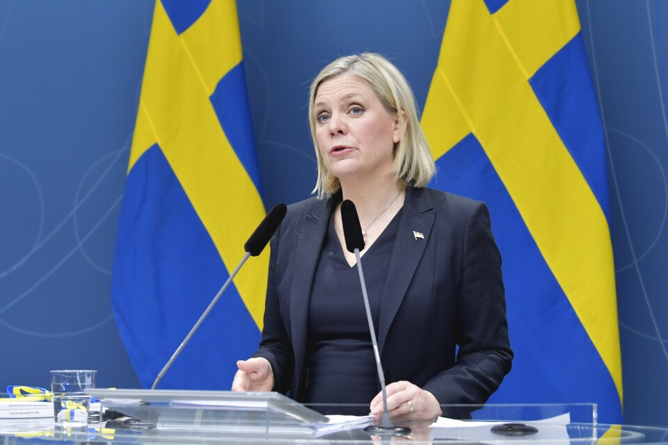 Finansminister Magdalena Andersson (S) presenterar vårbudgeten på en pressträff.