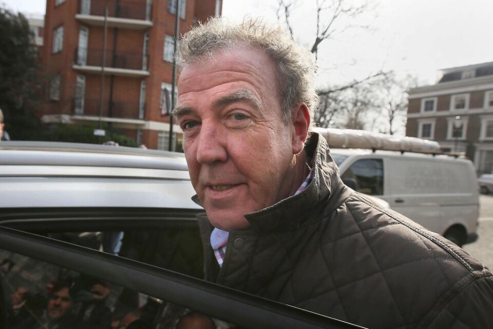 Den sparkade Top Gear-programledaren Jeremy Clarkson slipper åtal för den påstådda attacken mot programmets producent Oisin Tymon, rapporterar flera branschmedier. Oisin Tymon sade redan förra månaden att han inte tänkte anmäla Clarkson och i dag meddel