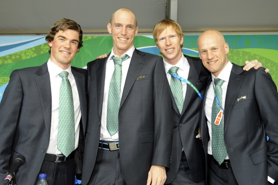 Det svenska stafettlaget vid OS i Vancouver 2010 – och nyblivna bronsmedaljörer: Fredrik Lindström, Björn Ferry, Mattias Nilsson and Carl-Johan Bergman.