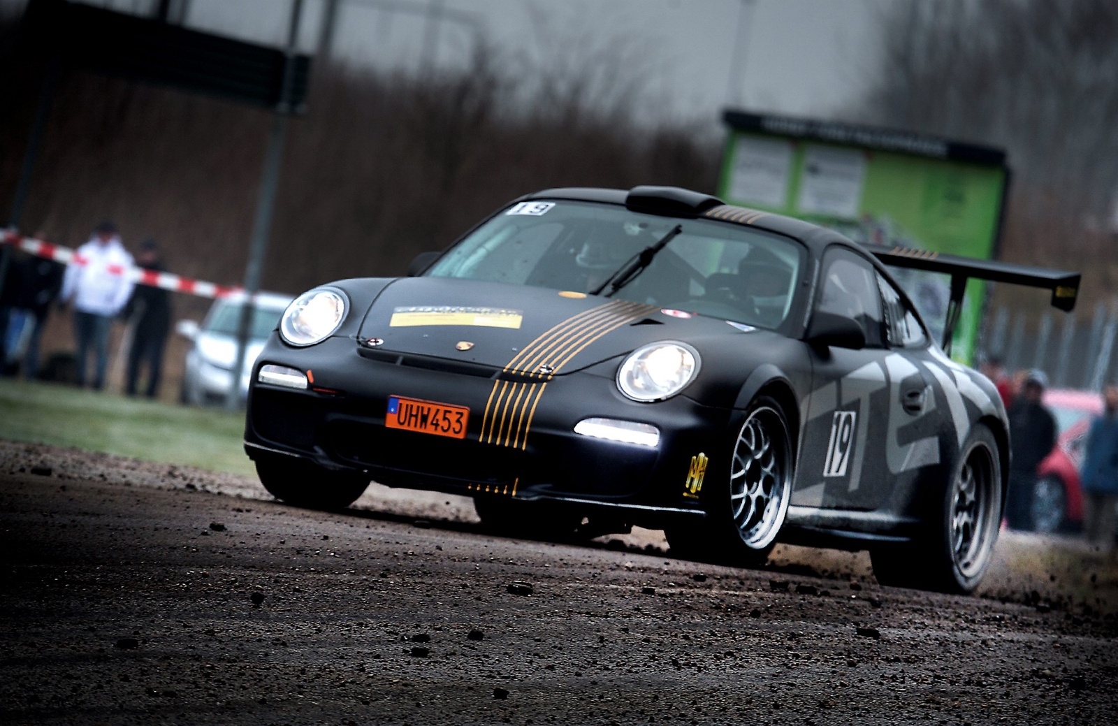 I fjorårets asfaltsprint i Hörby tog dalmasen Mats Myrsell sin häftiga och unika Porsche 997 GT3 till seger. Klarar han att upprepa den bravaden på söndag?