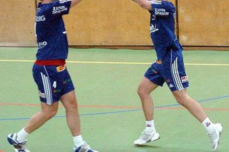 Allsvenskan, här kommer vi. Jadranko Milosevic och Marcus Sjöstrand var med och skrev handbollshistoria i Söderslättshallen. Bild: Claes nyberg