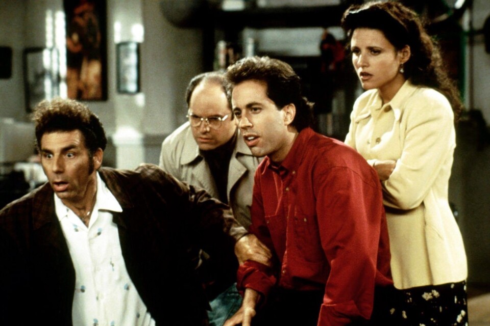 Cosmo Kramer, George Costanza, Jerry Seinfeld och Elaine Benes är huvudpersonerna i komediserien "Seinfeld". I höst visas alla 180 avsnitt på Netflix. Pressbild.