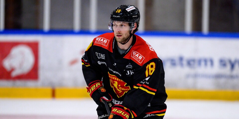 Hampus Henriksson sköt tre av Alvestas sex mål i segermatchen mot IK Pantern.