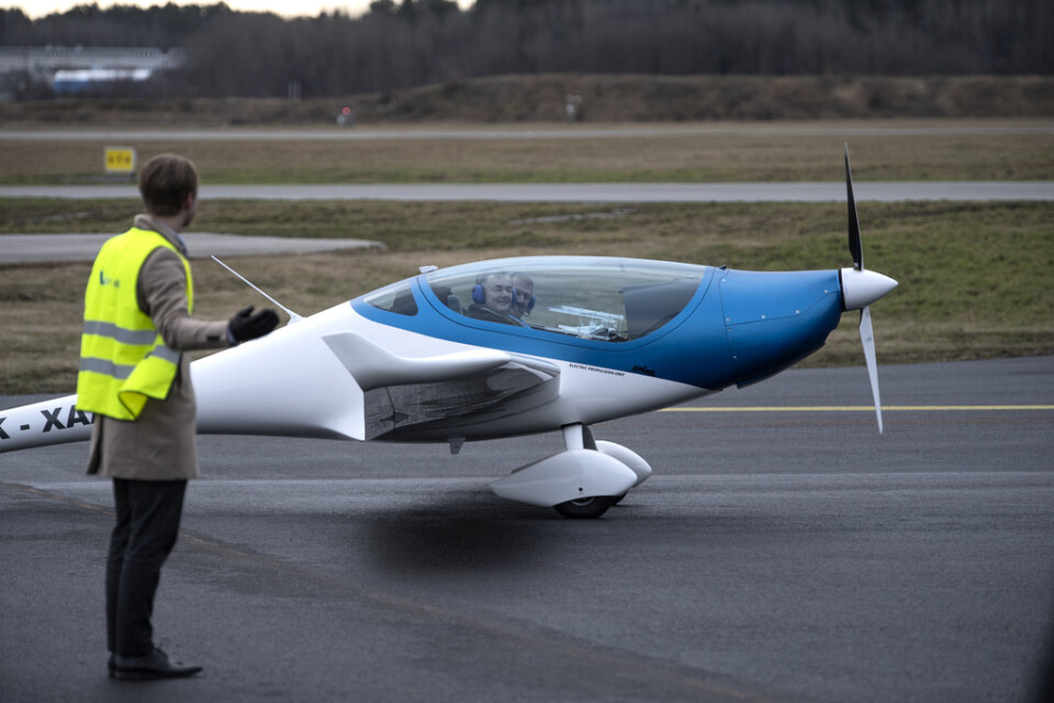 Utvecklingen av elflygplan pågår nu för fullt i världen. Det tjeckiska planet Onix (bilden) har visats upp på Bromma flygplats men även från svenskt håll utvecklas en modell, tänkt att rymma 19 passagerare och med en räckvidd på 400 kilometer.