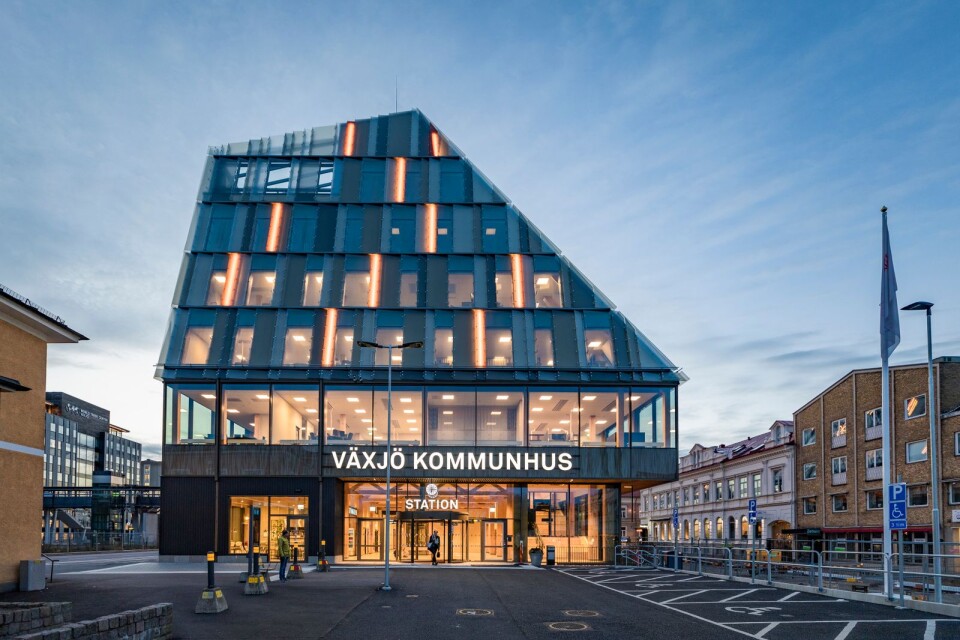 Växjös stations- och kommunhus prisas för sin träarkitektur.