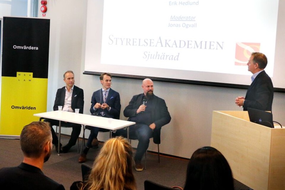Styrelseakademien Sjuhärad arrangerade paneldebatt på temat ”Data - 2000-talets olja", med Niklas Hedin, Centiro, Erik Hedlund, Eton, och Tuwe Löfström, datalektor på högskolan. De frågades ut av Jonas Ogvall från Svensk digital handel.