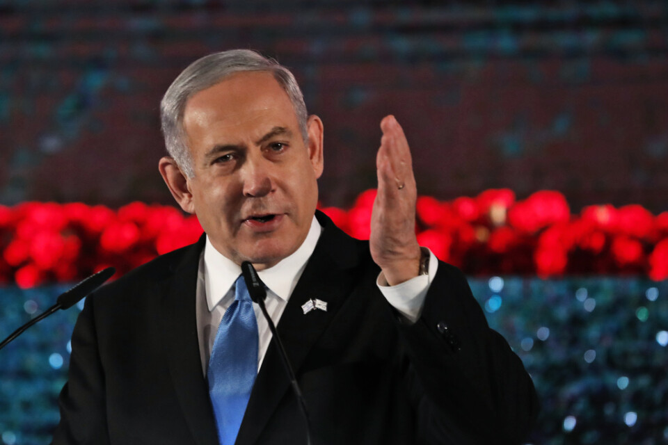 – Jag uppmanar alla regeringar att konfrontera Iran, sade Israels premiärminister Benjamin Netanyahu när World Holocaust Forum inleddes i dag.