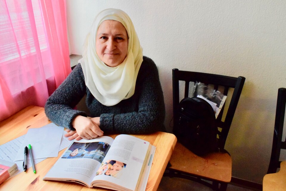 När Hafiza vikarierade på skolan jobbade hon med autistiska barn. Det gav inspiration att börja studera till barnskötare.