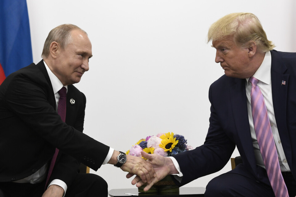 Rysslands president Vladimir Putin och hans amerikanska kollega Donald Trump har tidigare diskuterat framtiden för det så kallade Open skies-avtalet. Arkivbild.