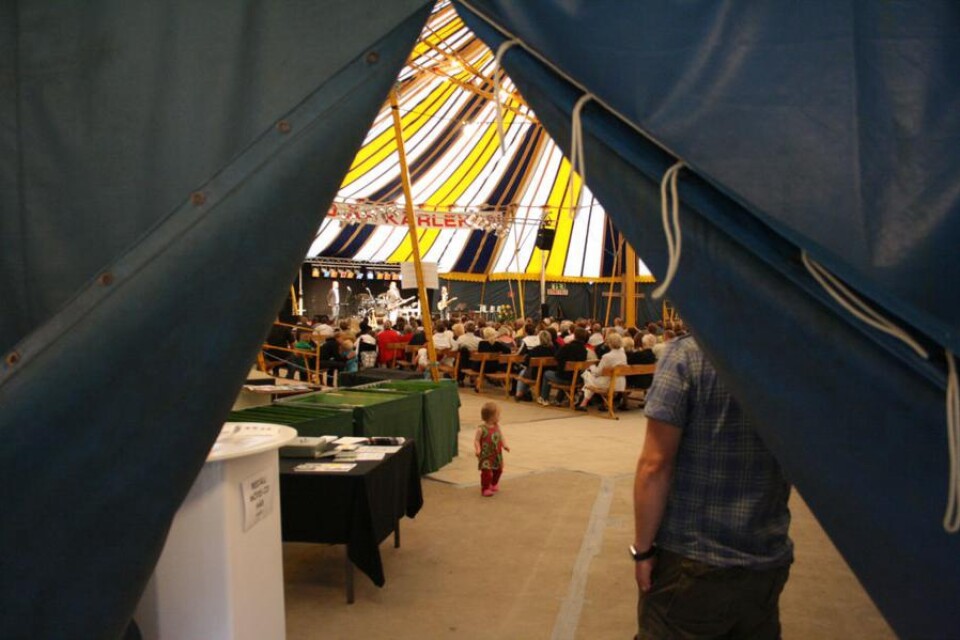 Löttorps camping blir av med alla sina fyra stjärnor 2011. Det betyder att de inte kan använda sig av det i marknadsföringssyfte.