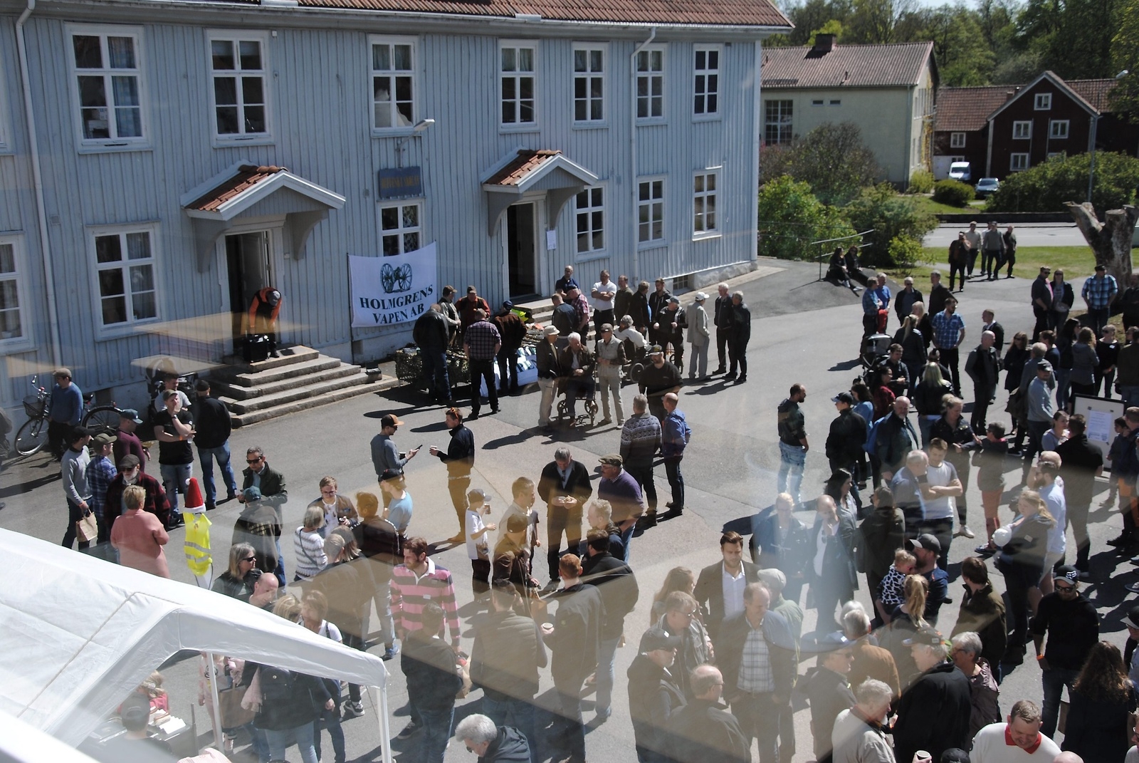 Den stora klassfesten drog massor med folk till Naturbruksgymnasiet i Osby. FOTO: SUSANNE GÄRE