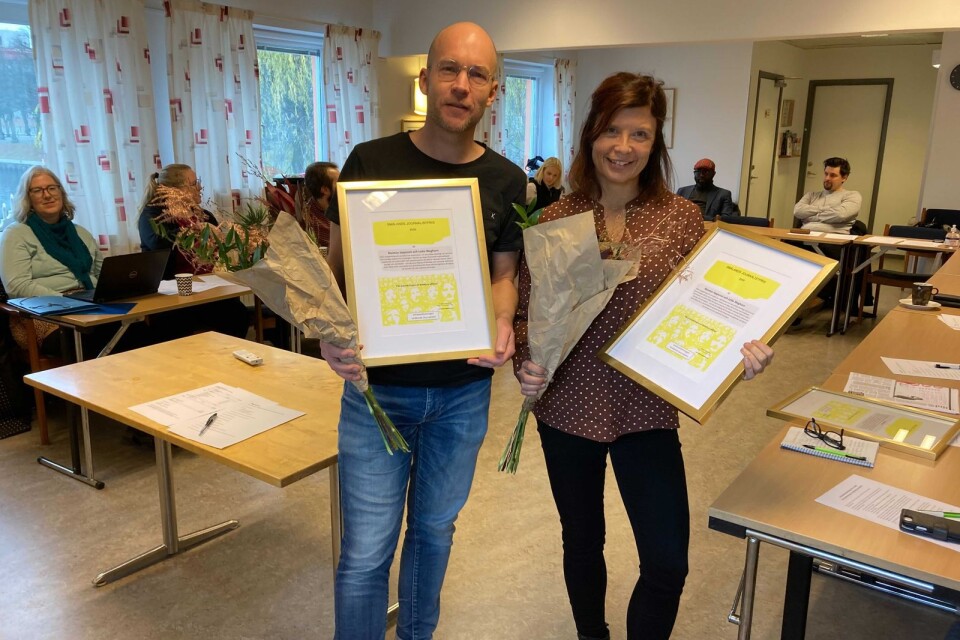 Rasmus Jeppsson och Lotta Waghorn får Smålands journalistpris för avslöjandet av Kambua-affären.