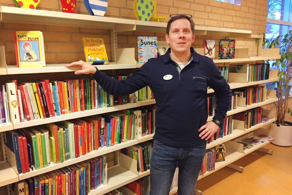 Rektorn på Önnestads skola, Erik Tirén Törnblom, söker en skolbibliotekarie som ska vara en del av hela kollegiet på skolan.