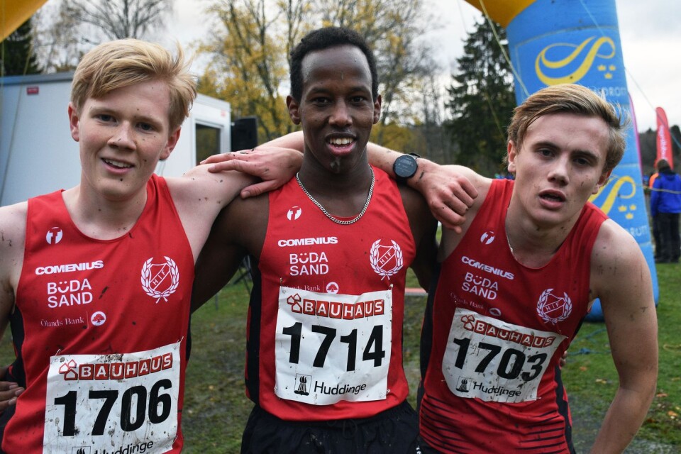 Love Carlsson, Omar Ismail och Ludvig Bjurelid har två SM–guld i rad som lag i terräng.