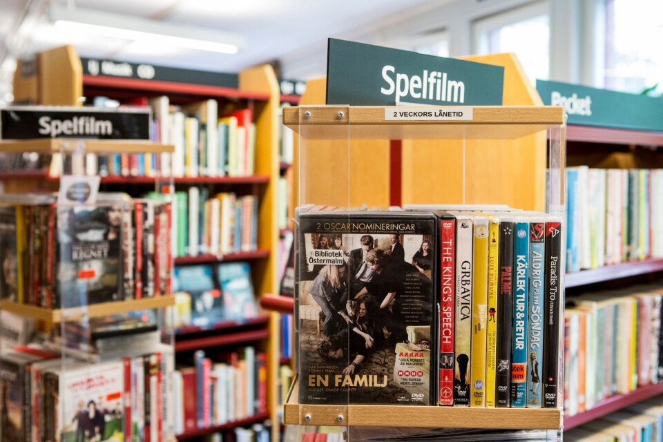 Avgiften för att låna film på biblioteken i Bromölla kommun ska tas bort.