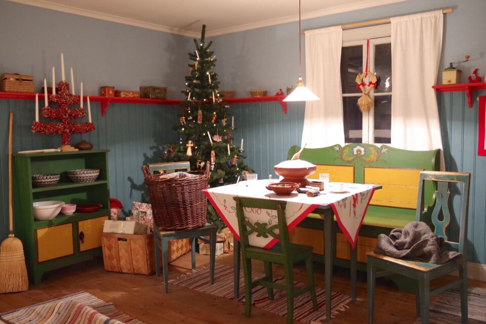 Så här kunde det se ut förr i tiden till jul, när gröten stod på bordet.