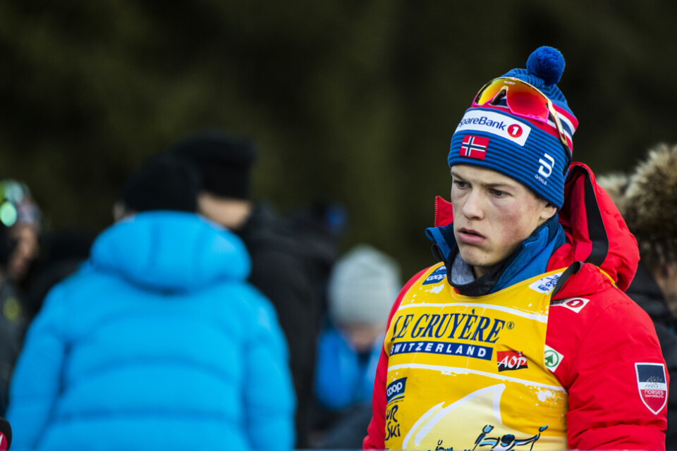 Johannes Høsflot Klæbo, här under Tour de Ski nyligen, missar helgens världscuptävlingar i tyska Dresden.