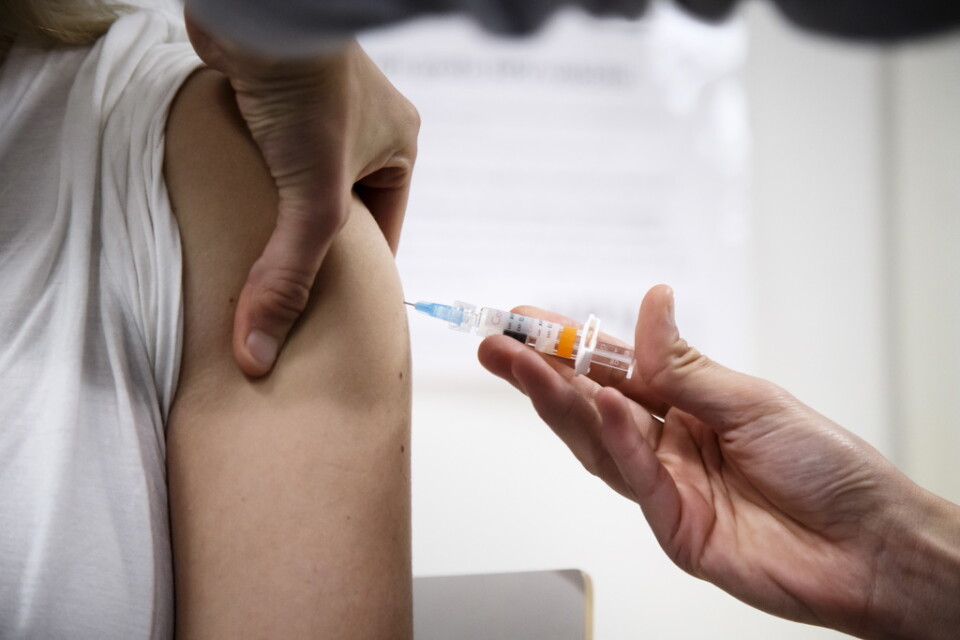Att vaccinera sig mot humant papillomvirus (hpv) i unga år minskar risken att drabbas av livmoderhalscancer med 88 procent.