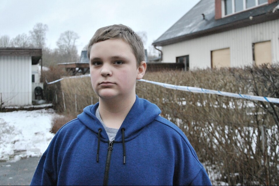 Leo Karow ringde 112 när branden bröt ut i grannfastigheten på Martin P Nilssons väg i Ballingslöv. foto: felix alnemark