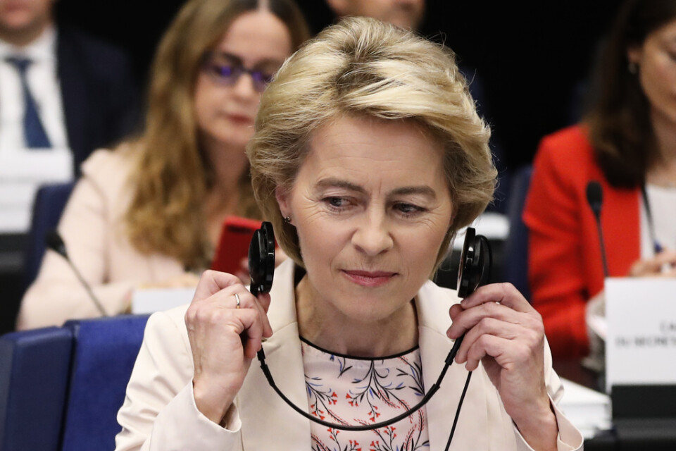 EU:s tillträdande kommissionsordförande Ursula von der Leyen får vänta med att tillträda till den 1 december. Arkivfoto.