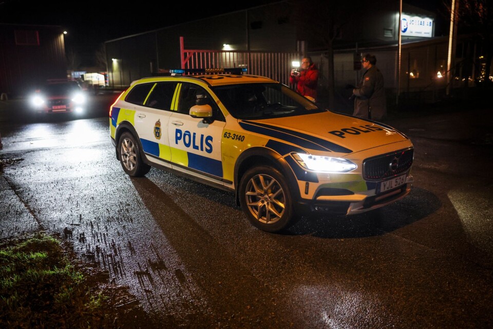 En målad polisbil ska ha blivit utsatt för blåljussabotage.
