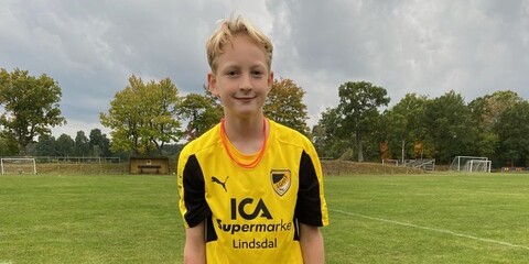Alfred är Läckebys yngsta spelare tillika målskytt i historien