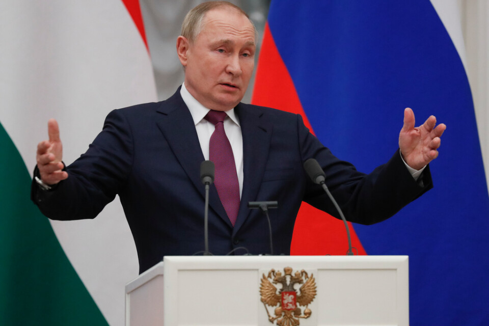 Rysslands president Vladimir Putin under tisdagens presskonferens med den ungerske premiärministern Viktor Orbán.