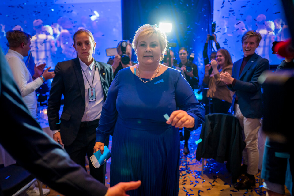 Norges statsminister Erna Solberg lämnar Høyres valvaka.