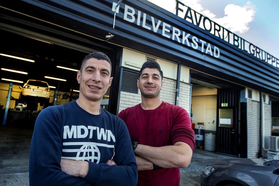 The younger of the brothers, Amer Zaatar, owns the garage, Muhammed helps to run it. In just a few years they have gone from being trainees to having their own firm.