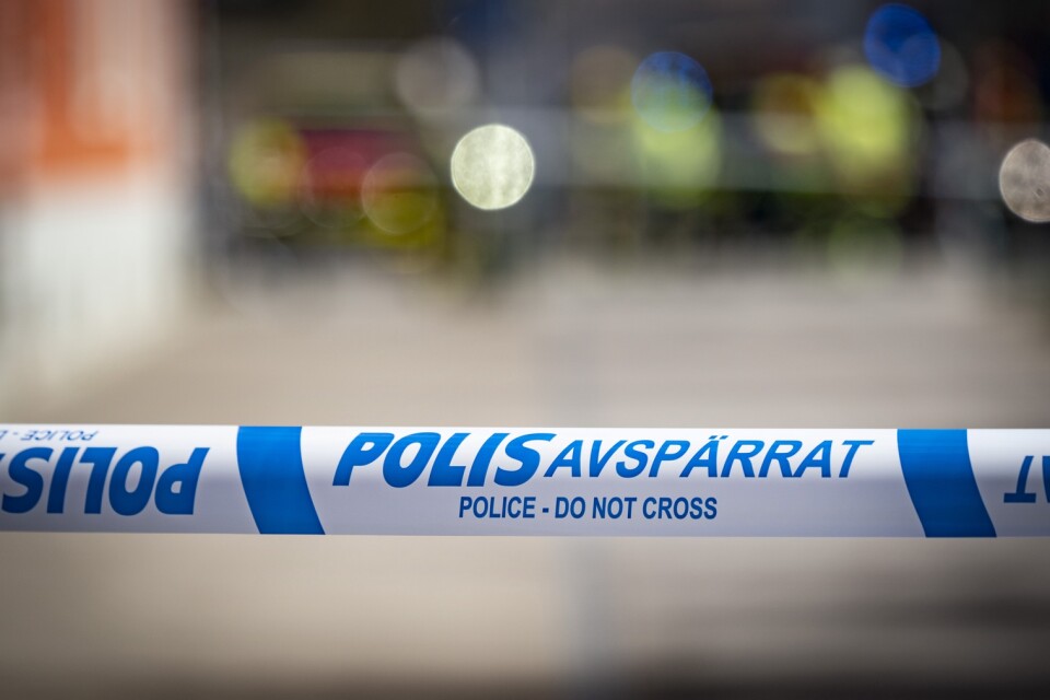 En man har hittats död i en lägenhet i Höganäs och polisen misstänker mord alternativt dråp. Arkivbild.