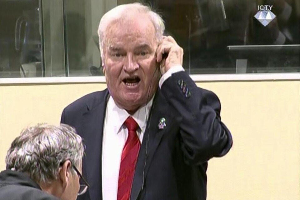 In i det sista försökte en skrikande Ratko Mladic förhala sin dom - men nu har rättvisan hunnit ikapp "Bosniens slaktare". Skyldig till folkmord, krigsförbrytelser och brott mot mänskligheten får den bosnienserbiske befälhavaren tillbringa resten av sitt