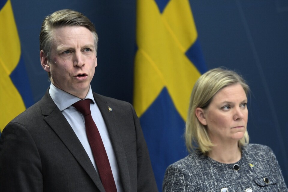 Finansmarknadsminister Per Bolund (MP) och finansminister Magdalena Andersson (S).