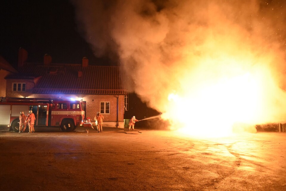 Brand vid gamla skolan i Äsperöd.