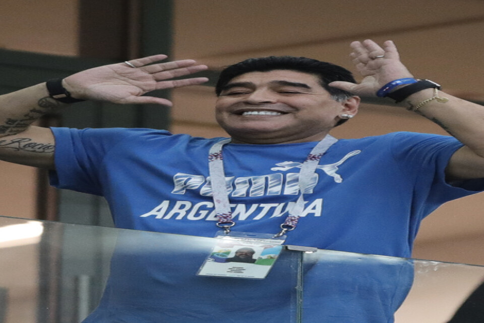 Diego Maradona återvänder till Argentina för tränarjobb i La Plata-klubben El Lobo. Arkivbild.