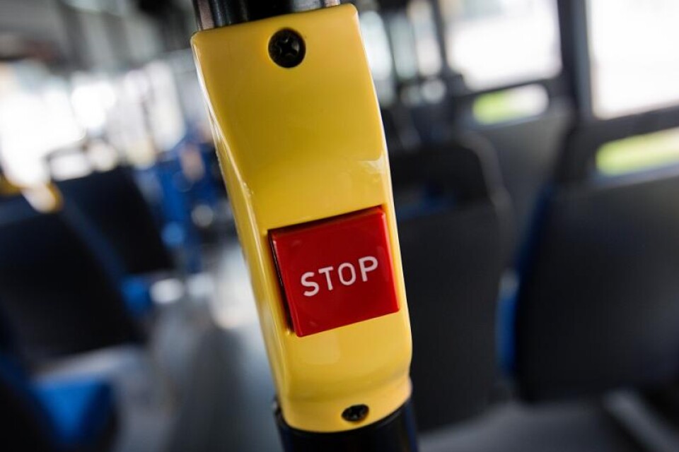 Insändarskribenten vill se ett stop för trängsel på KLT:s bussar.