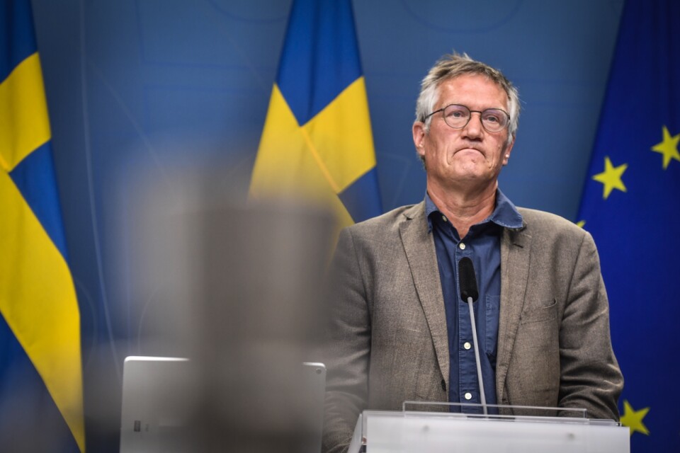Statsepidemiolog Anders Tegnell håller pressträff (tillsammans med socialminister Lena Hallengren).