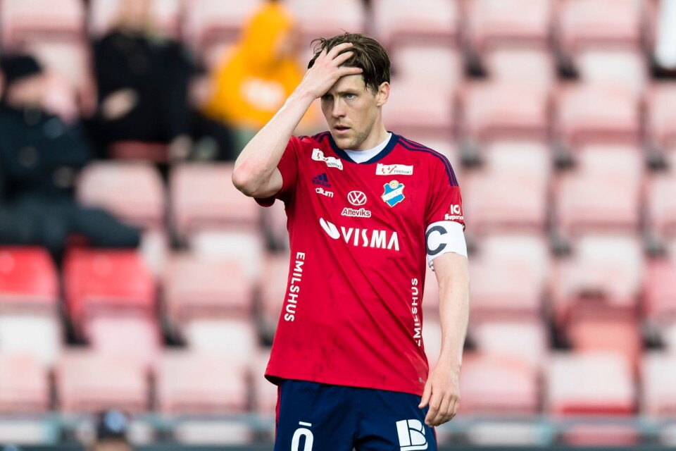 Nu står det helt klart att John Stenberg lämnar Östers IF efter två säsonger i klubben.