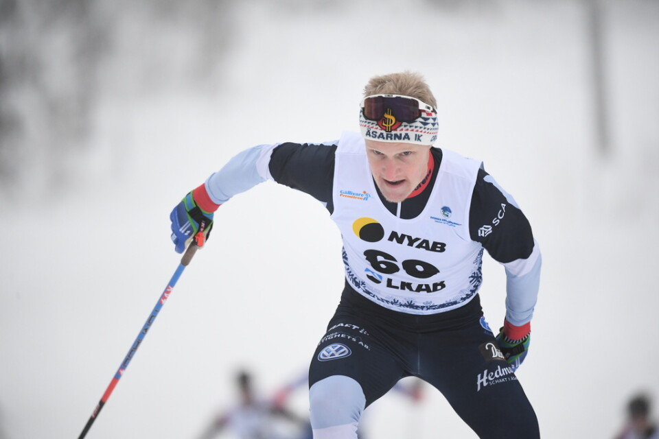 Jens Burman har visat fin form under inledningen av skidsäsongen och vann i Sverigepremiären i Gällivare.