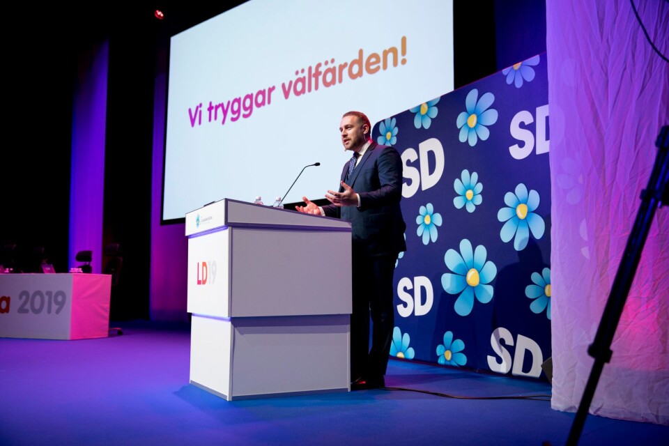 Mattias Karlsson (SD) håller tal under Sverigedemokraternas landsdagar i Örebro förra året.