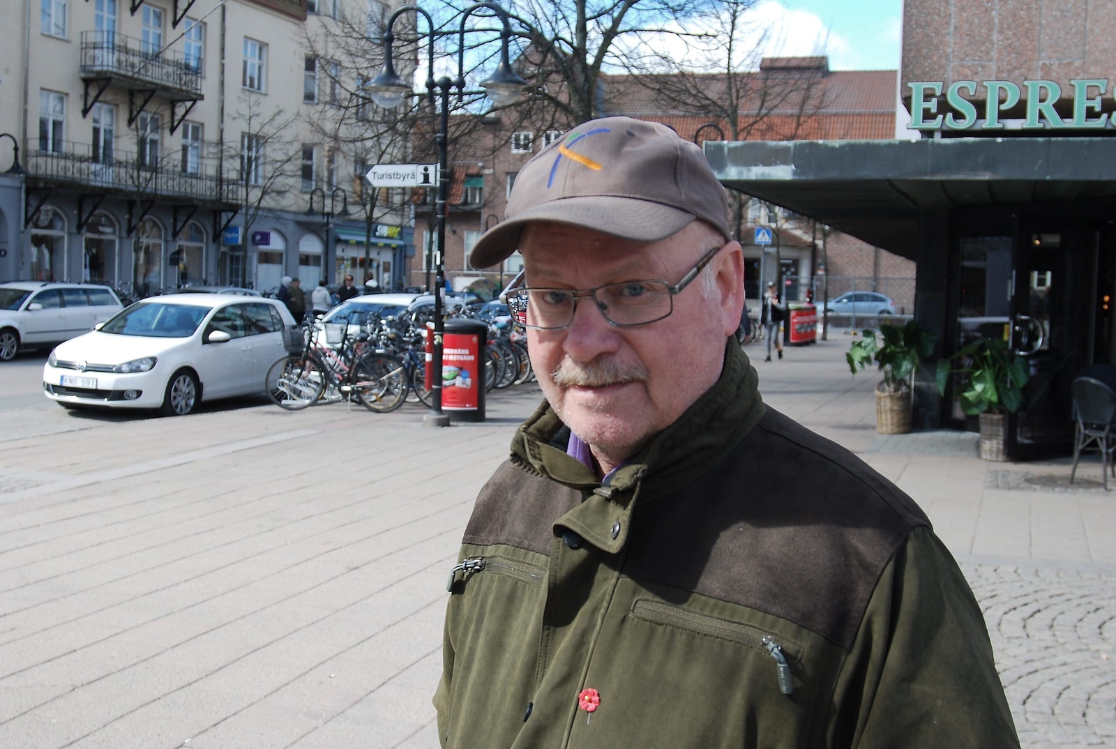 Inge Lundgren, 62, Farstorp: - Att det är dåraktigheter de håller på med. Vad är det som händer, tänkte jag.