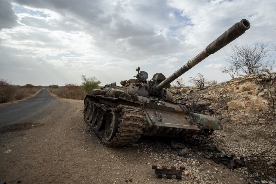Ett stridsvagnsvrak från striderna i Tigray i Etiopien.