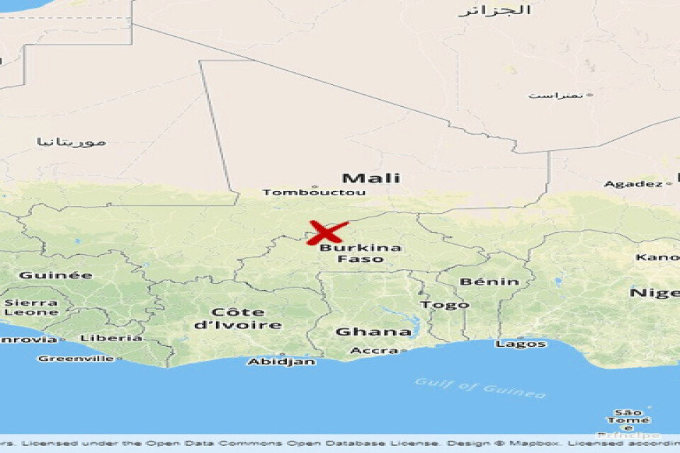 Fem soldater har dödats och elva skadats vid två attacker i norra Burkina Faso, enligt landets väpnade styrkor.